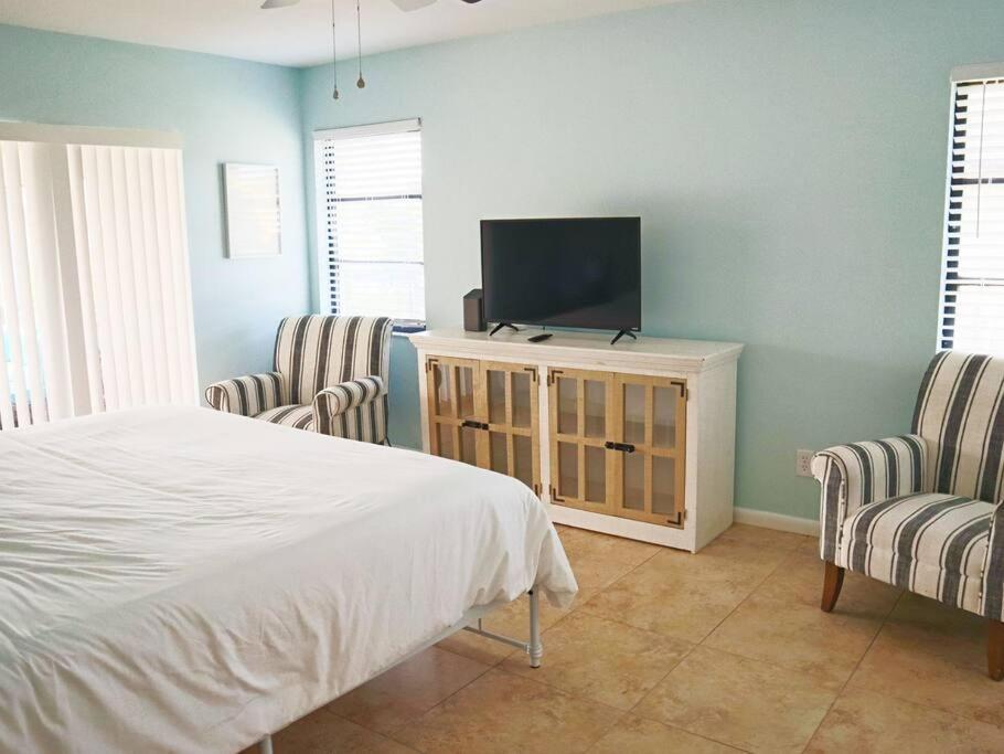 Cozy Retreat, Heated Pool, Water Canal, Bikes,3 Bedroom Κέιπ Κόραλ Εξωτερικό φωτογραφία