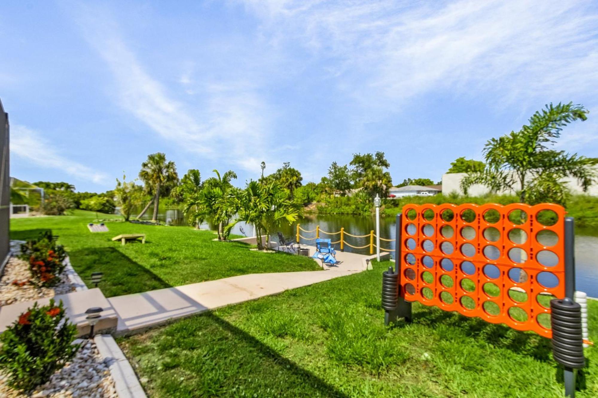 Cozy Retreat, Heated Pool, Water Canal, Bikes,3 Bedroom Κέιπ Κόραλ Εξωτερικό φωτογραφία